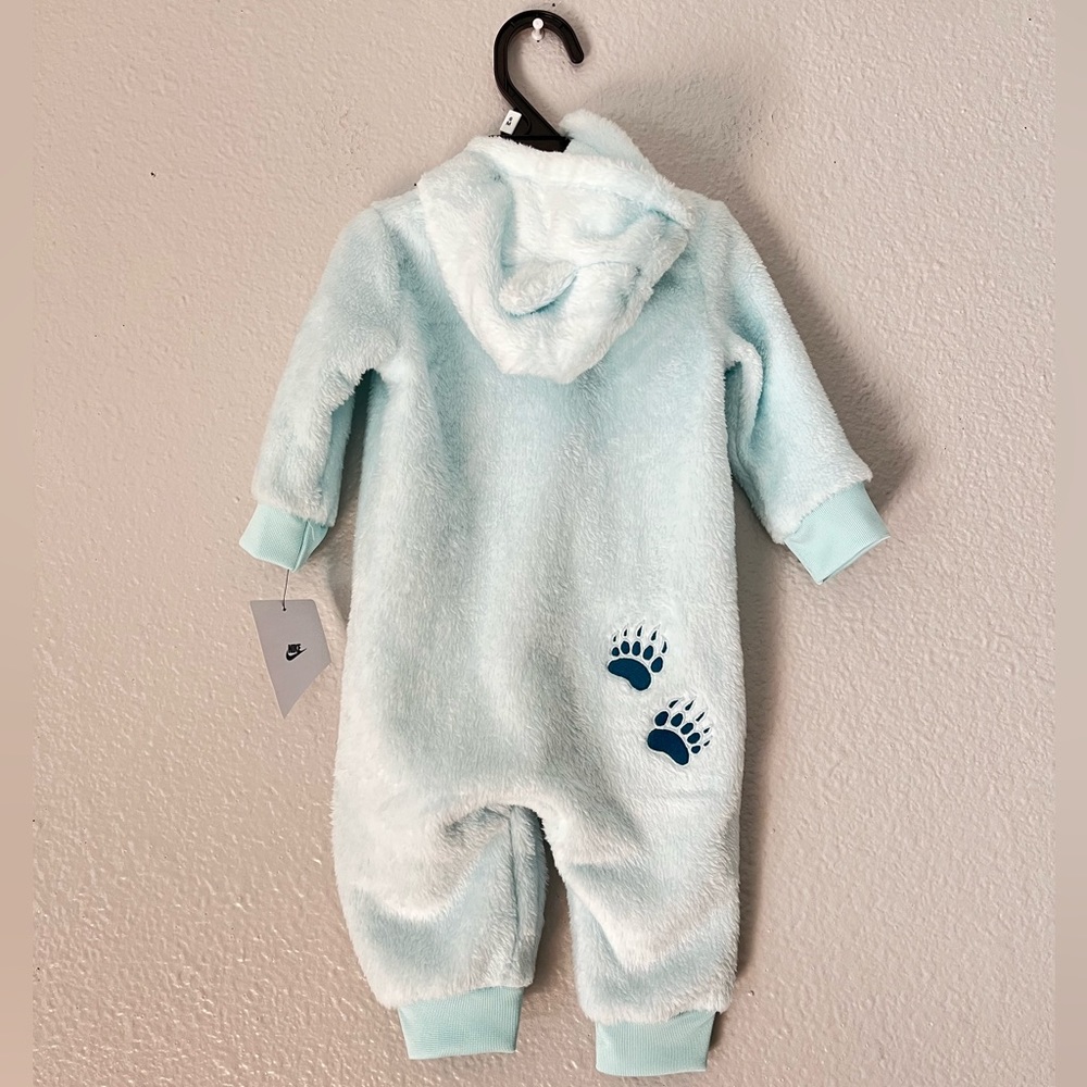 NWT Nike Baby Girl Hooded Overall Size: 6 months - Picture 2 of 4